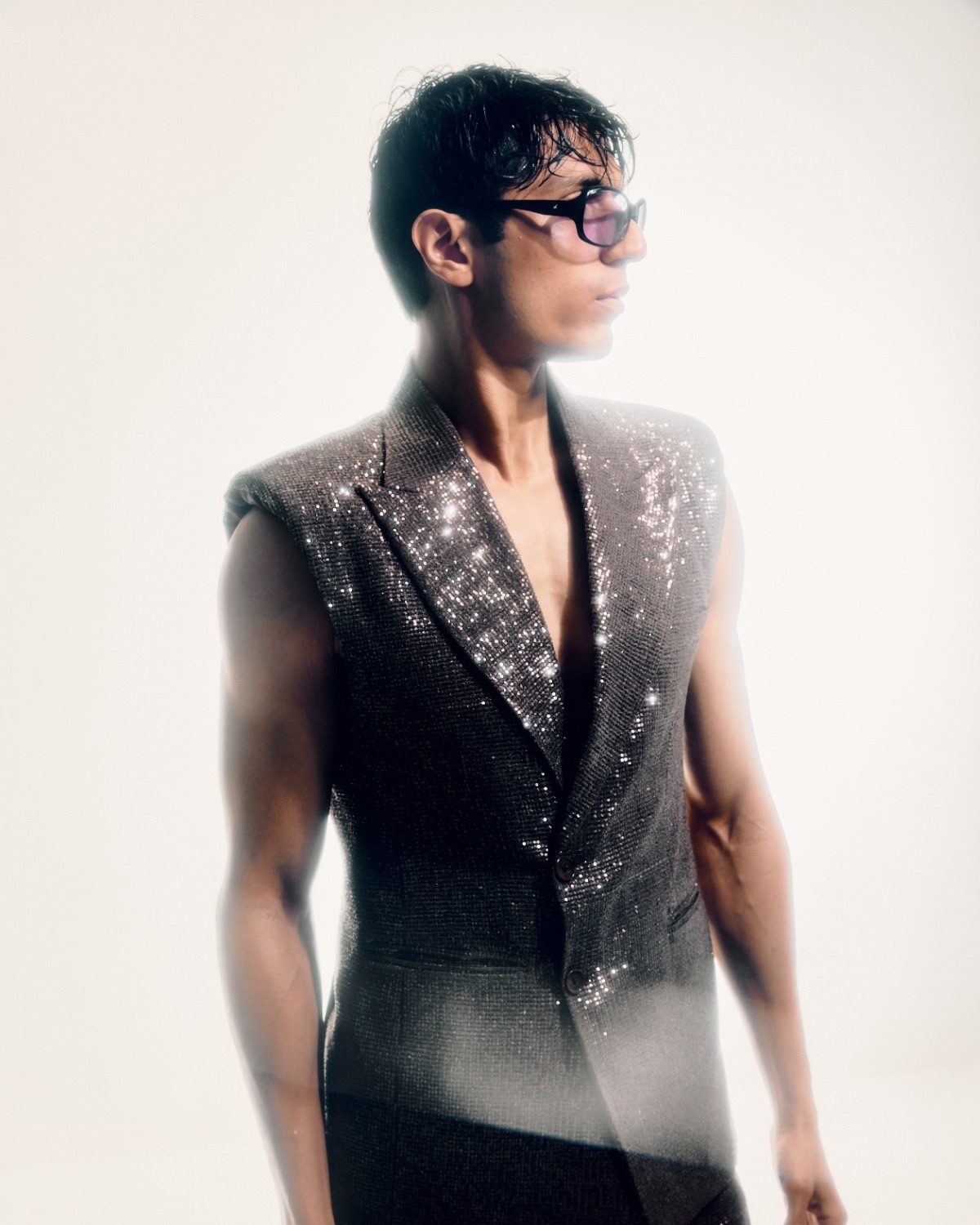 NIGHT SCANDAL SUIT